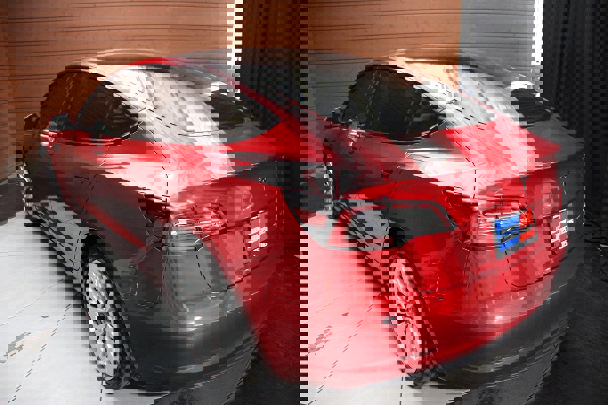 Used 2021 Tesla Model 3 Long Range image 8