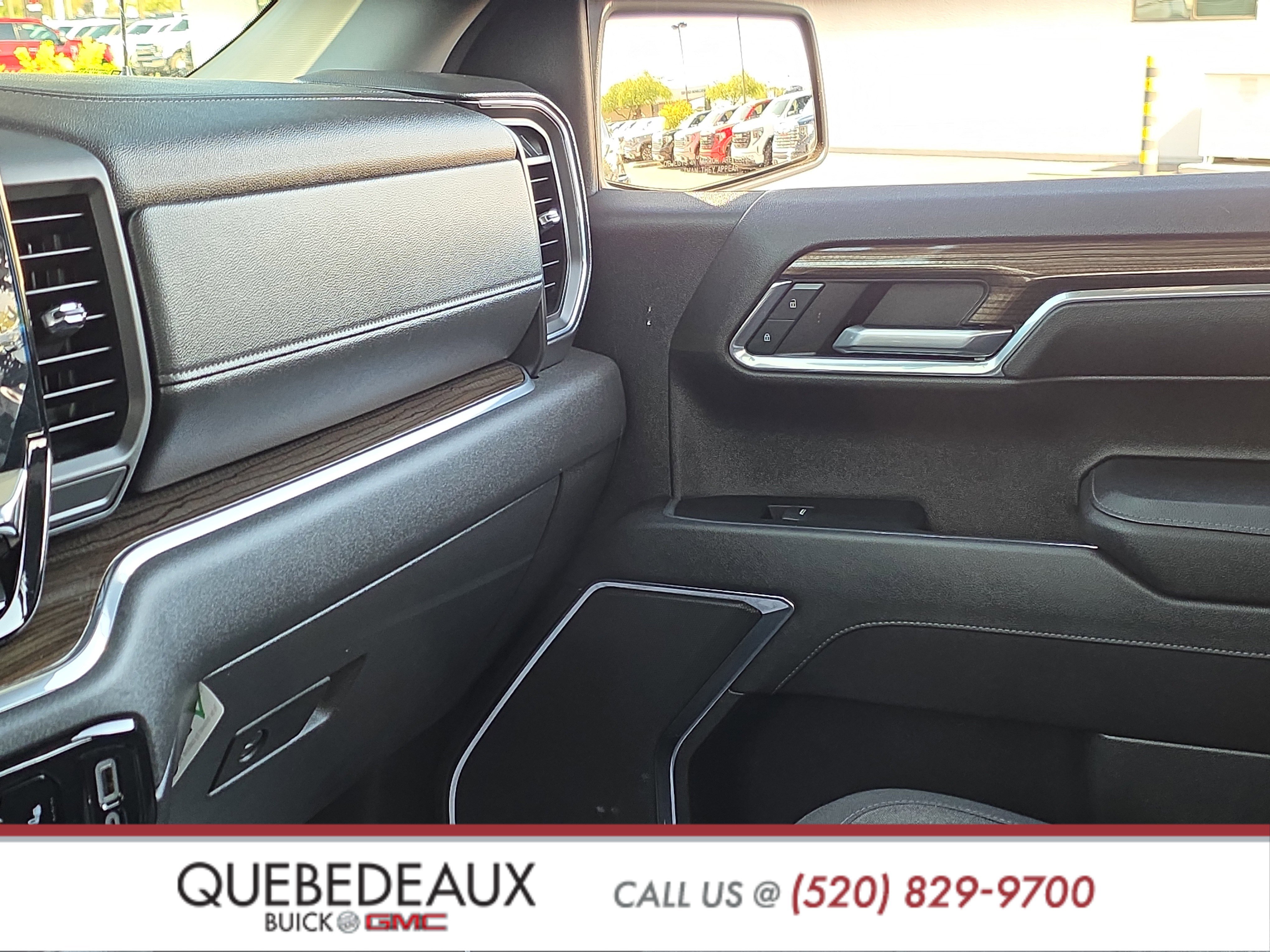 Used 2024 Chevrolet Silverado 1500 LT Trail Boss w/ Dark Appearance Package AWD/4WD image 24