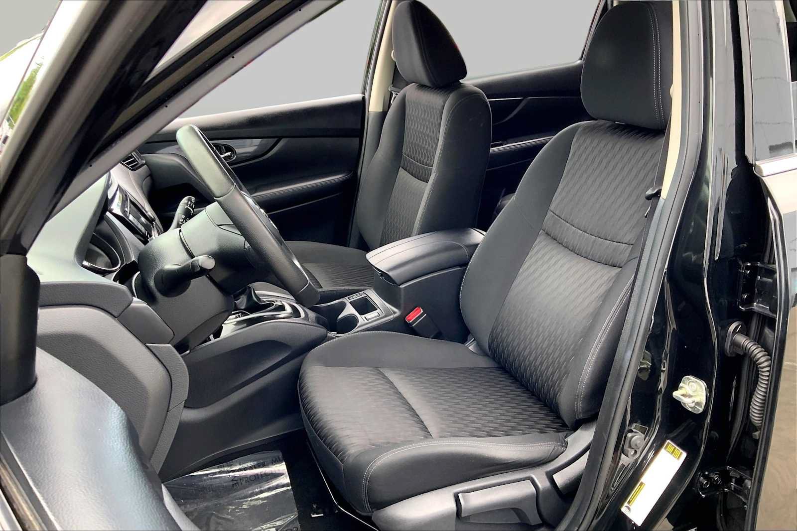Used 2020 Nissan Rogue S w/ Special Edition Package AWD/4WD image 9