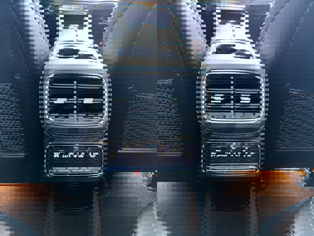 Used 2021 Mercedes-Benz GLS 63 AMG 4MATIC image 38