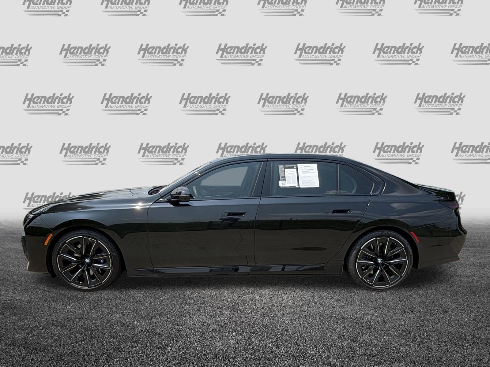 Used 2023 BMW i7 xDrive60 AWD/4WD image 7