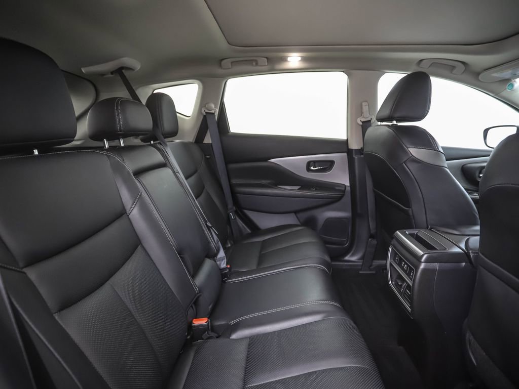Used 2020 Nissan Murano SL w/ Moonroof Package image 27