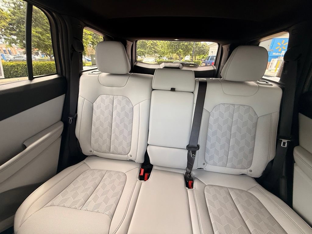 New 2026 Jeep Cherokee Overland AWD/4WD image 25