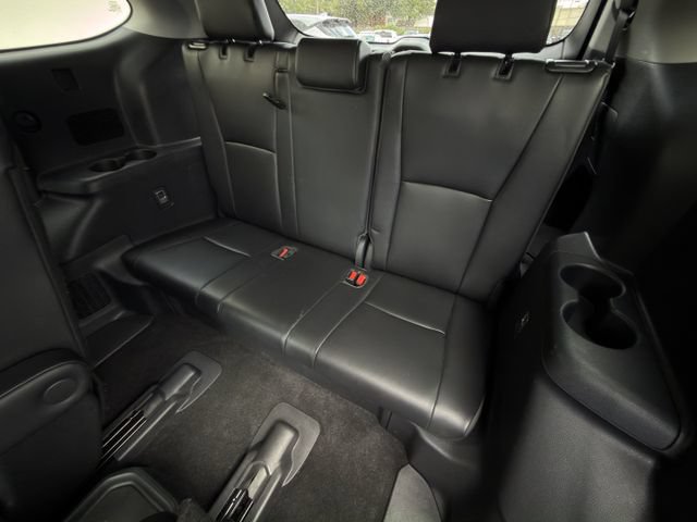 Used 2023 Toyota Highlander XLE AWD/4WD image 29