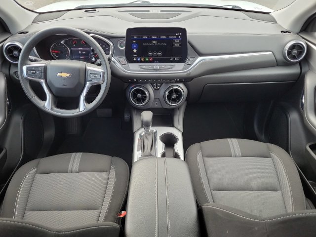 Certified 2025 Chevrolet Blazer LT FWD image 25
