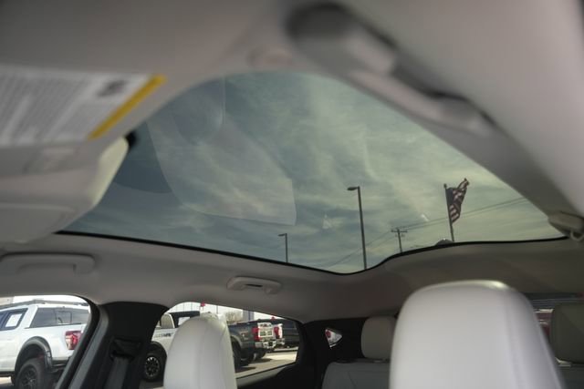 Used 2024 Ford Mustang Mach-E Premium image 11