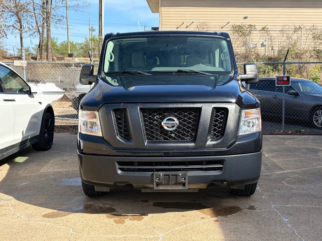 Used 2018 Nissan NV 3500 S image 2