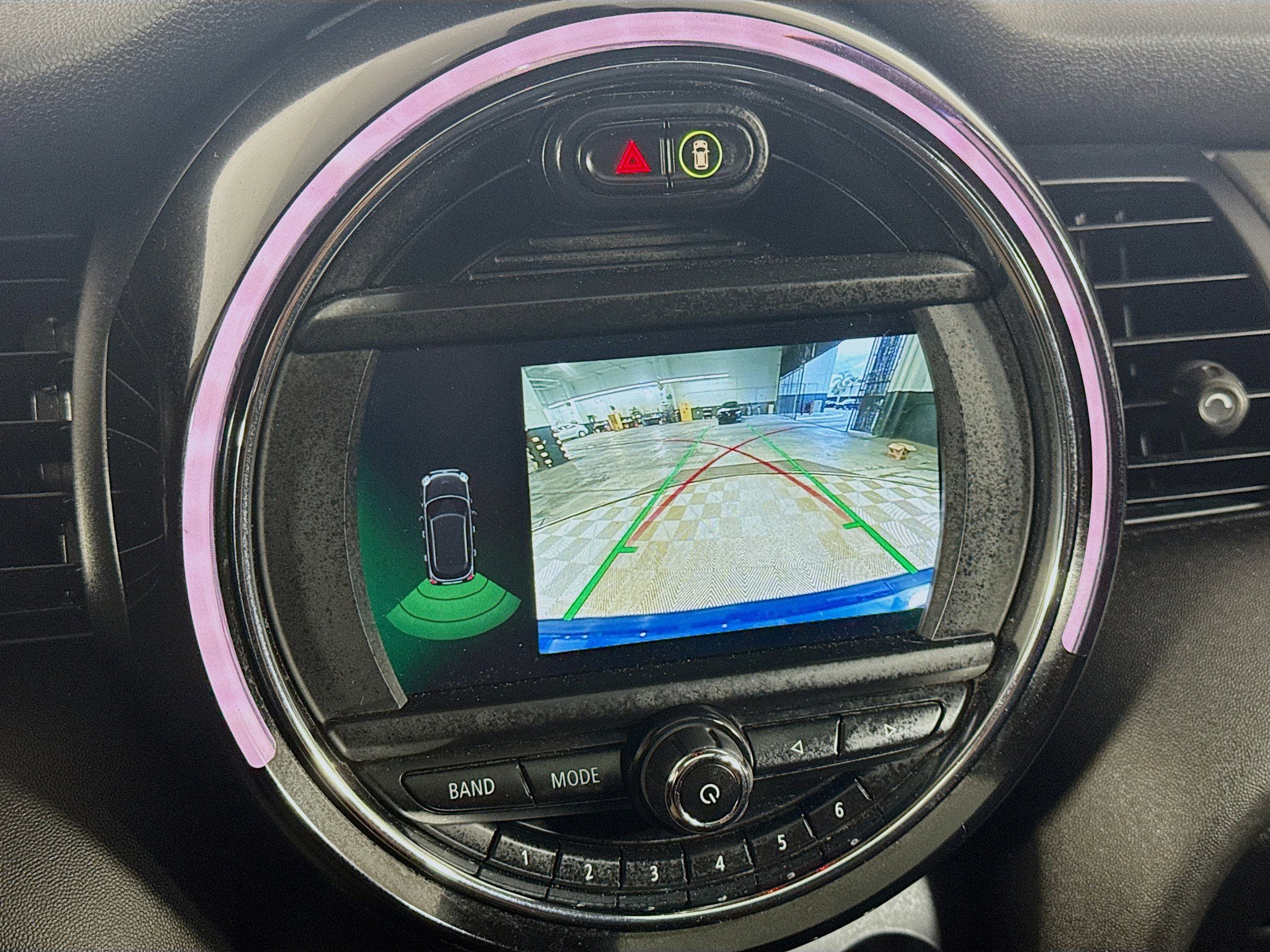 Used 2020 MINI Cooper 4-Door Hardtop image 19