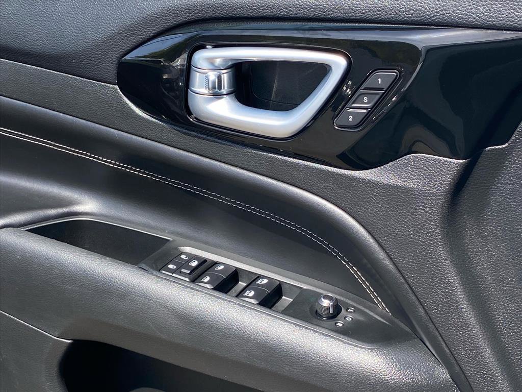 Used 2022 Jeep Compass High Altitude image 18