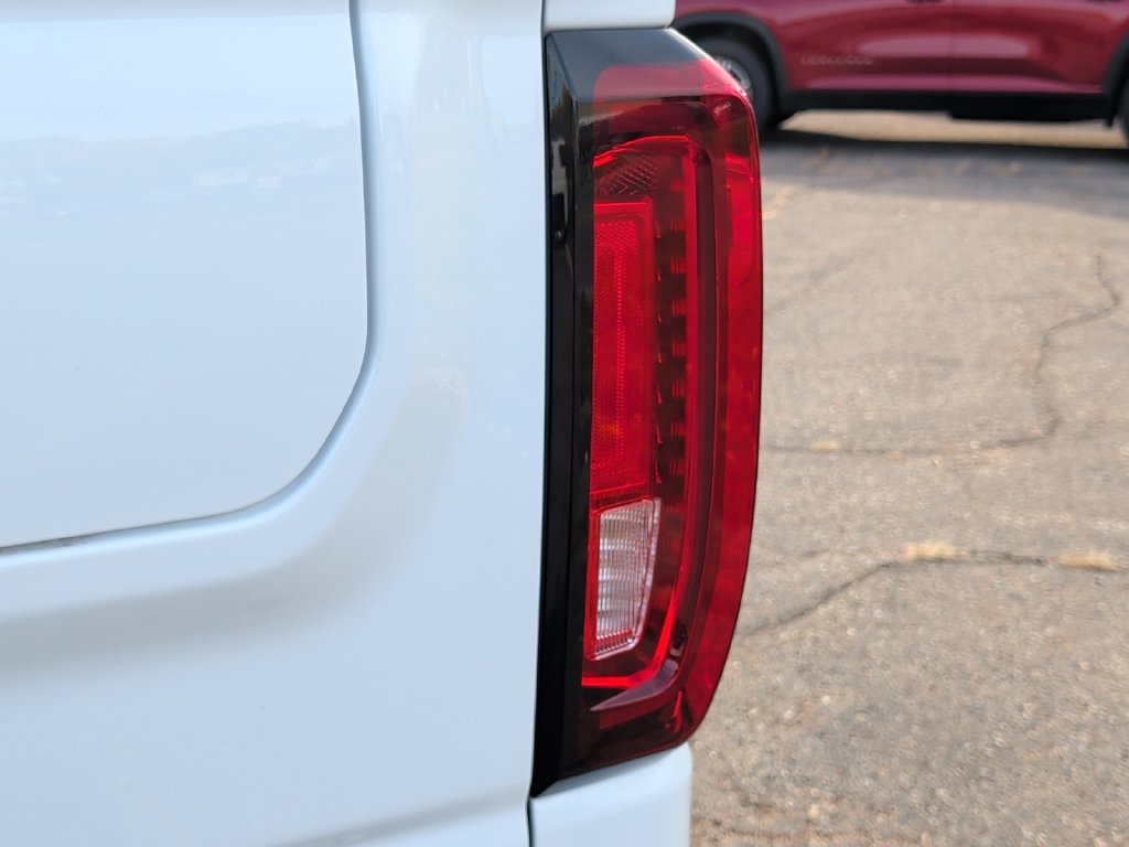 Used 2024 GMC Sierra 1500 AT4 w/ Technology Package AWD/4WD image 44