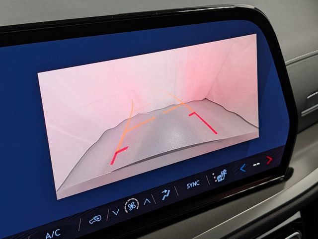 New 2026 Chevrolet Traverse LT AWD/4WD image 24