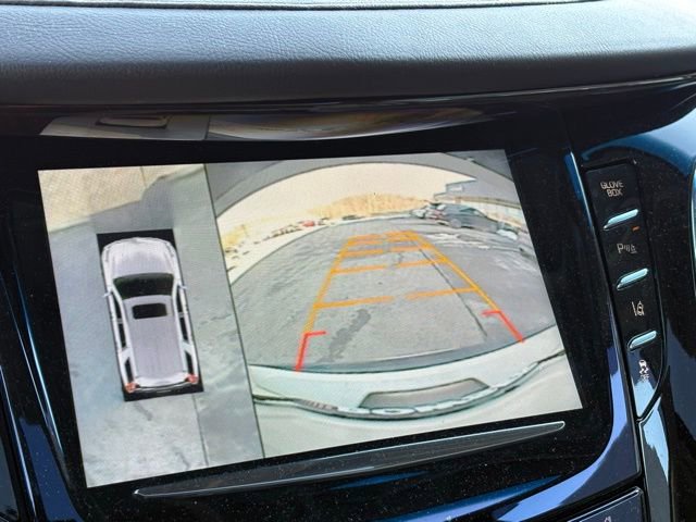 Used 2015 Cadillac Escalade Luxury image 17