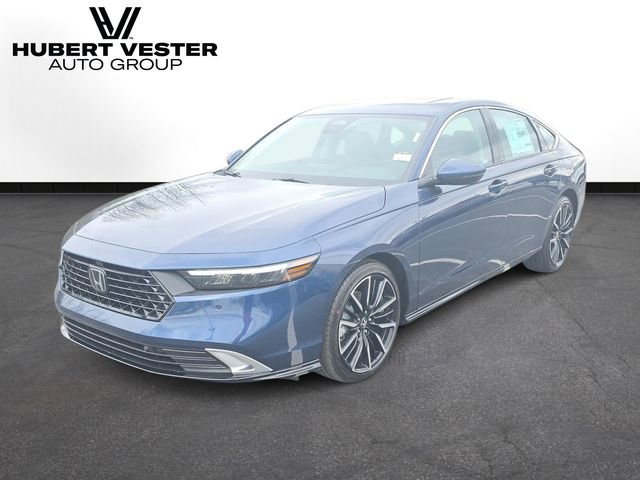 New 2026 Honda Accord Touring image 2