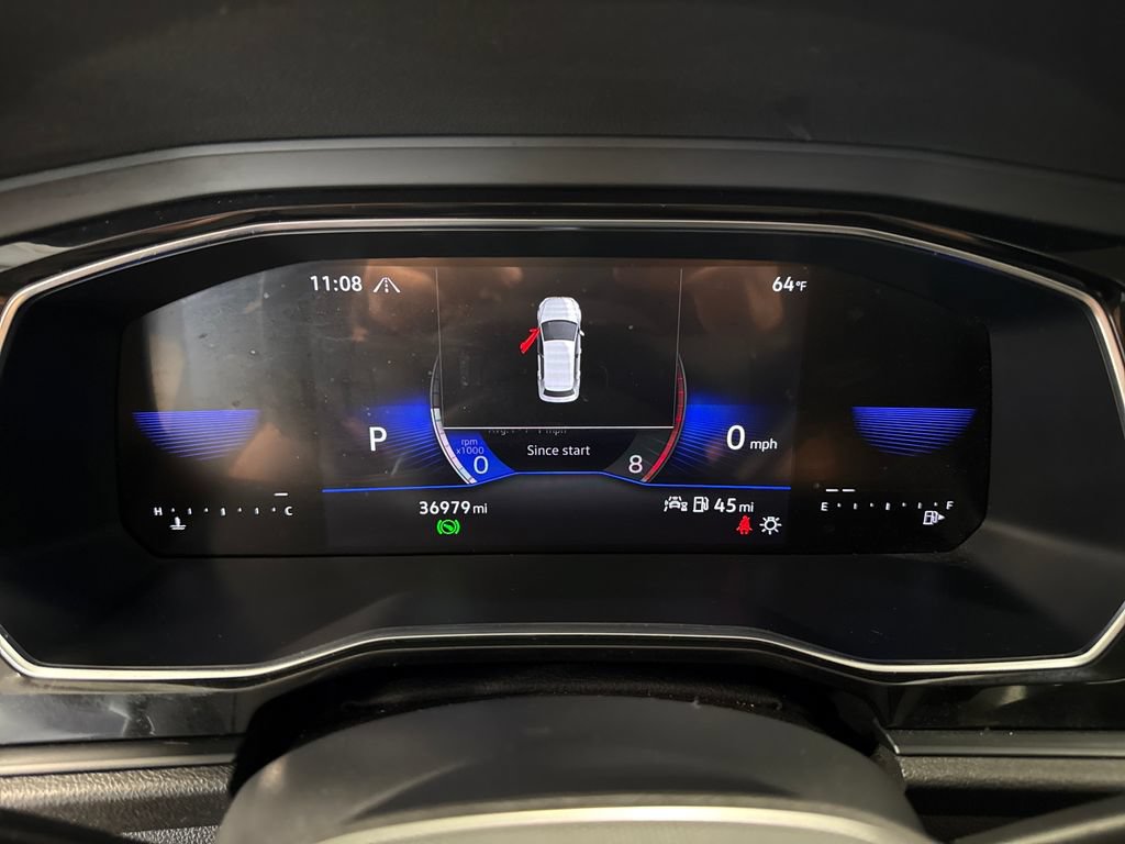 Used 2024 Volkswagen Jetta SE FWD image 6