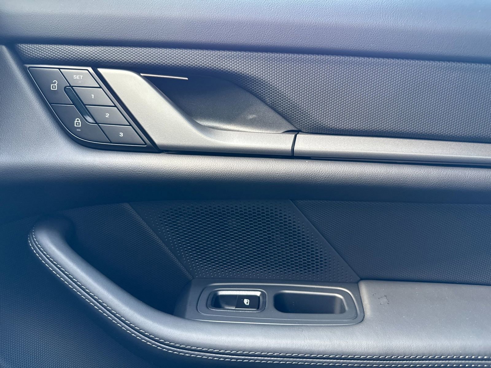 New 2026 Porsche Taycan image 19