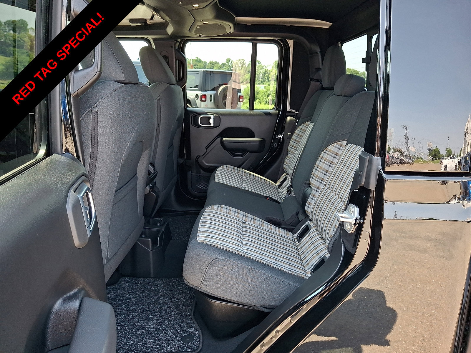 New 2026 Jeep Gladiator Sport AWD/4WD image 6