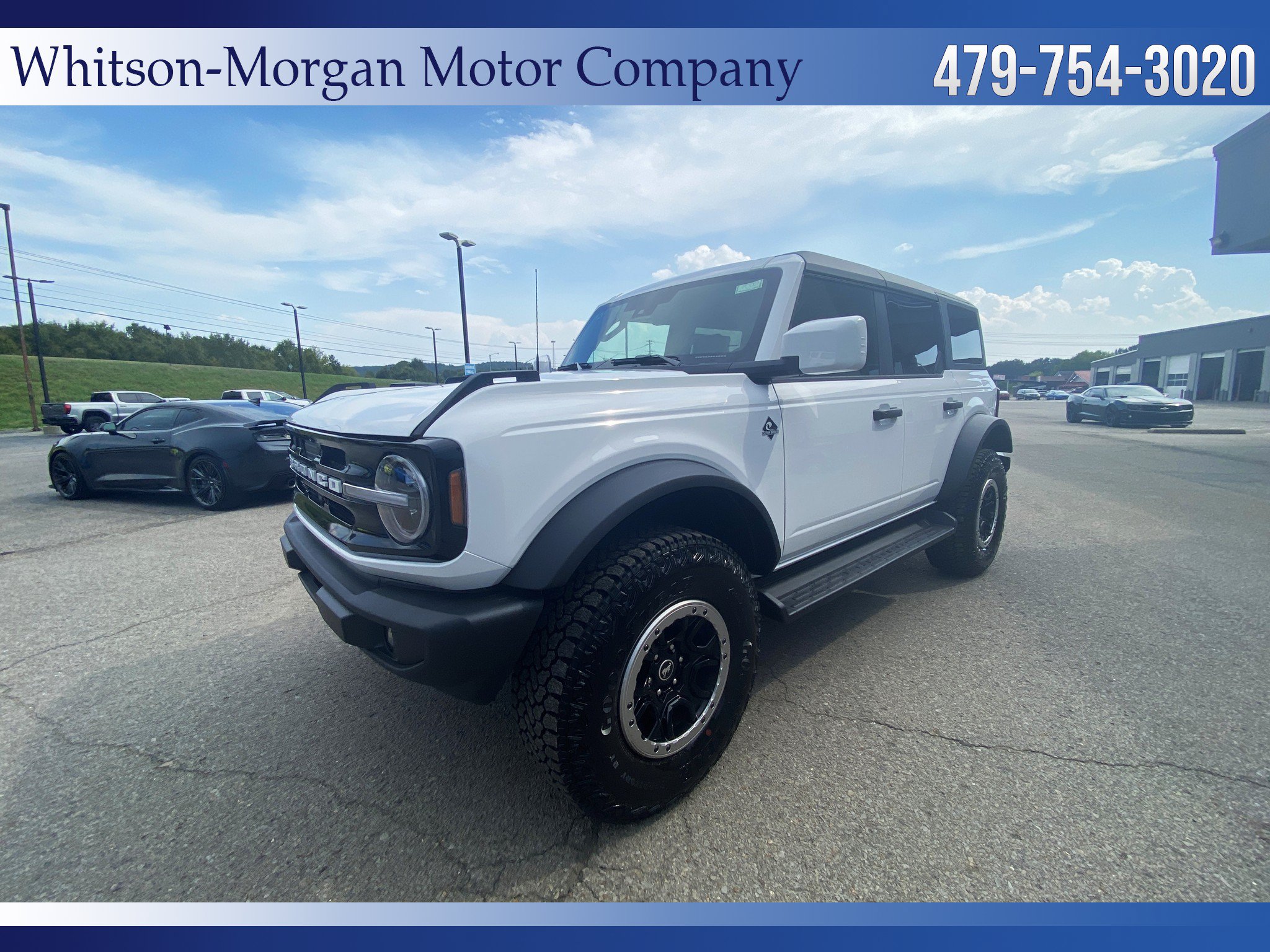 New 2026 Ford Bronco Outer Banks w/ Sasquatch Package AWD/4WD image 1