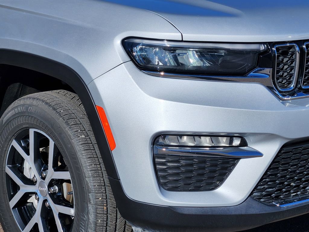 Used 2024 Jeep Grand Cherokee Limited image 27