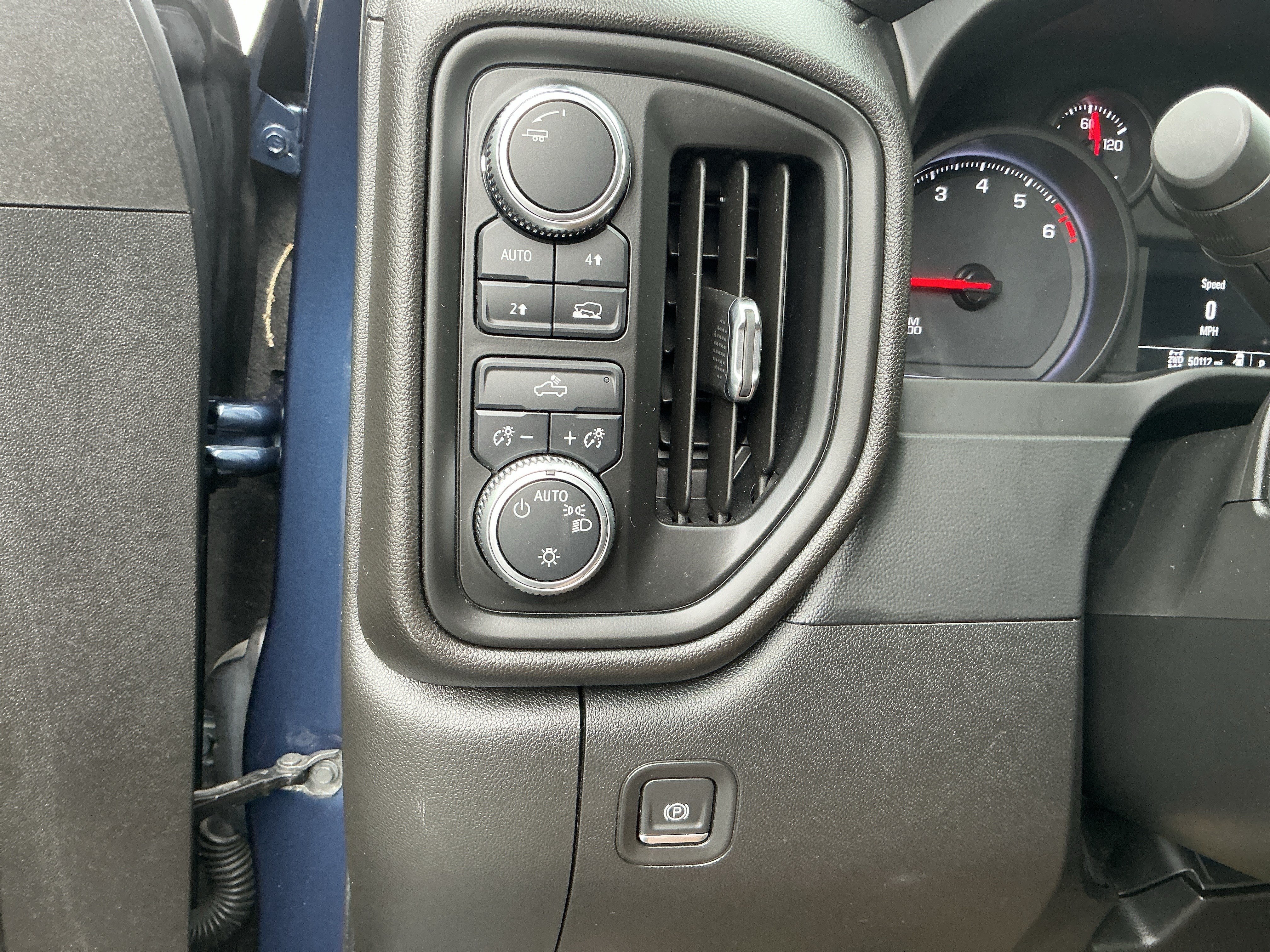 Used 2021 GMC Sierra 1500 4x4 Crew Cab w/ Sierra Value Package image 20