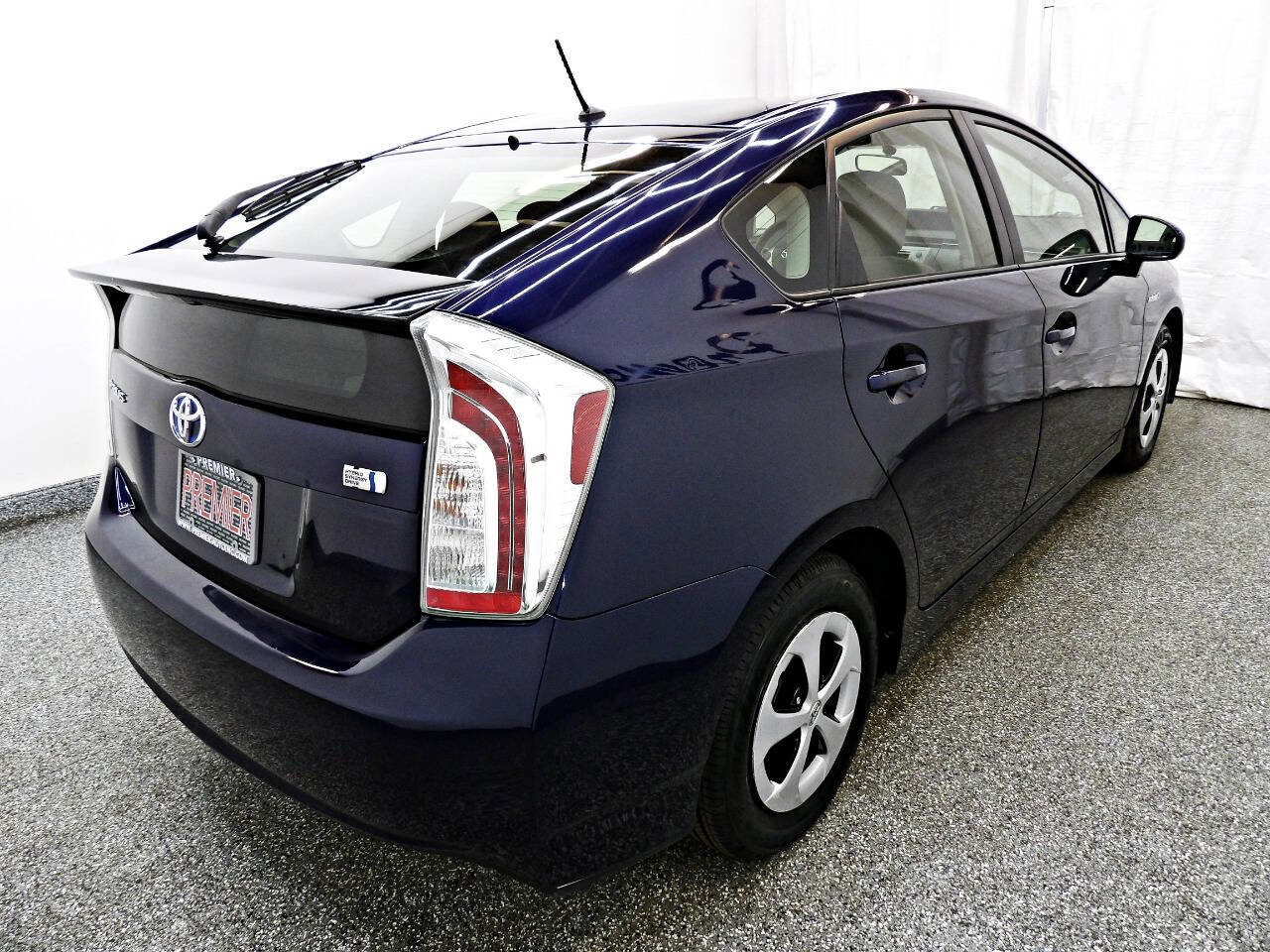 Used 2015 Toyota Prius Two image 6