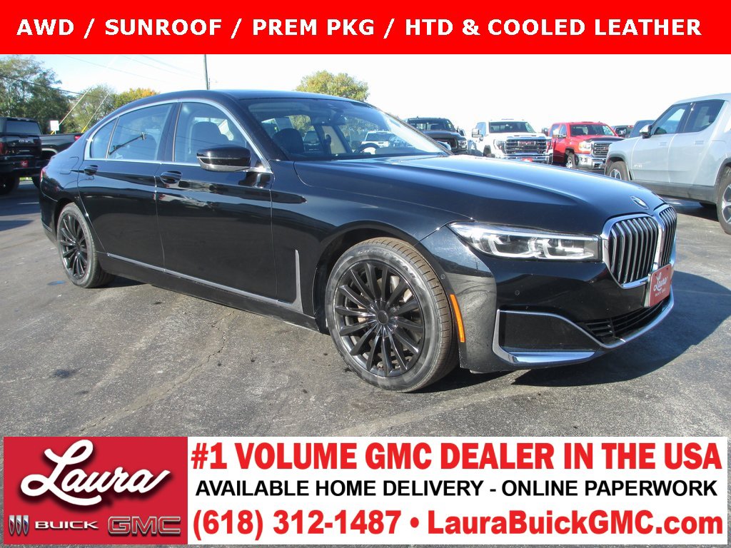 Used 2022 BMW 740i xDrive w/ Premium Package image 1