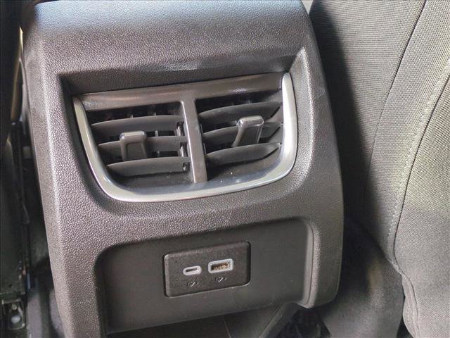 Used 2019 Chevrolet Blazer LT image 17