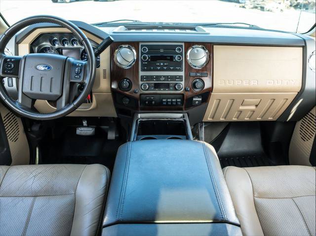 Used 2011 Ford F250 Lariat w/ Lariat Interior Pkg RWD image 19