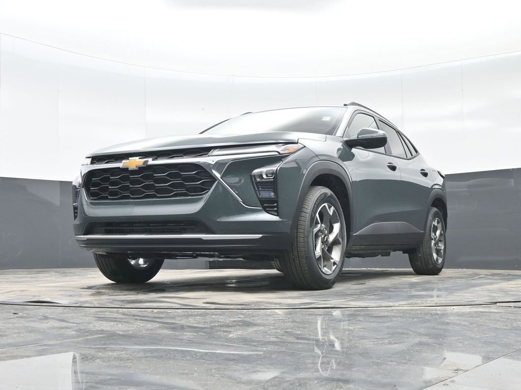 New 2026 Chevrolet Trax LT w/ Sunroof Package image 34
