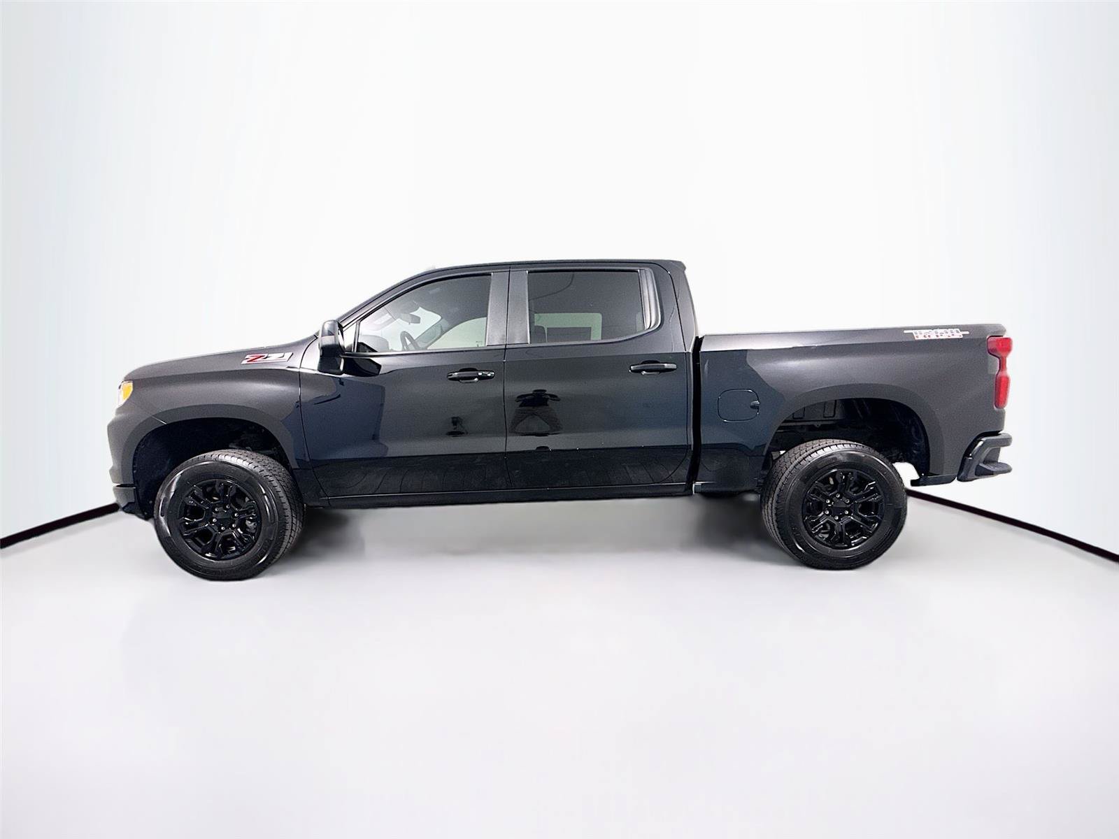 Used 2024 Chevrolet Silverado 1500 LT Trail Boss AWD/4WD image 27