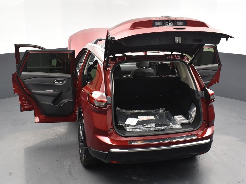 New 2026 Nissan Rogue Platinum image 33