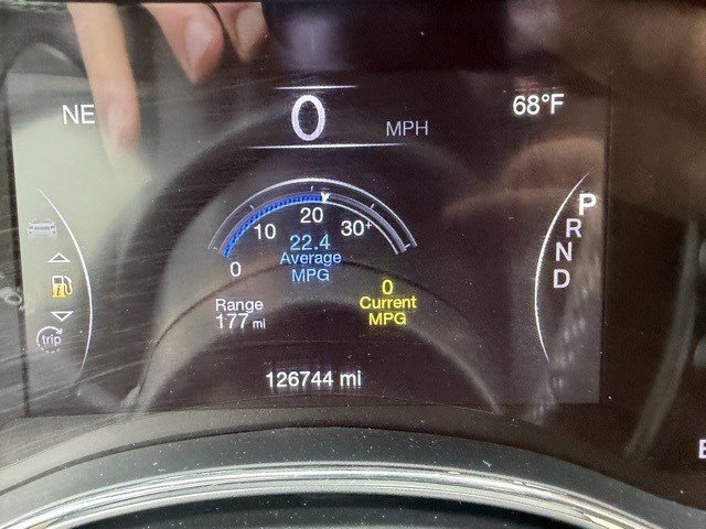 Used 2019 Jeep Grand Cherokee Limited w/ Trailer Tow Group IV image 16