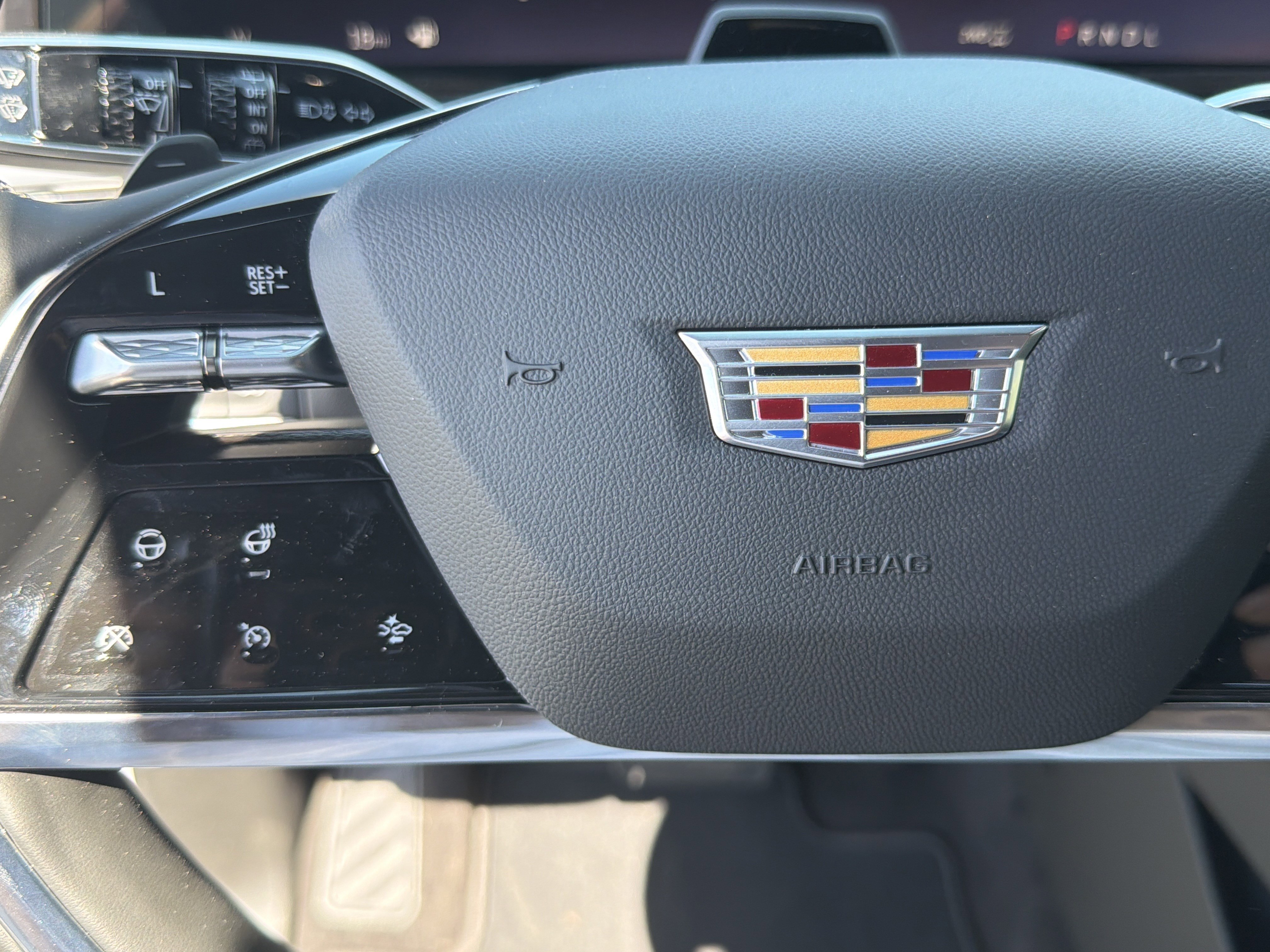 New 2026 Cadillac Escalade ESV Luxury w/ Touring Package AWD/4WD image 35