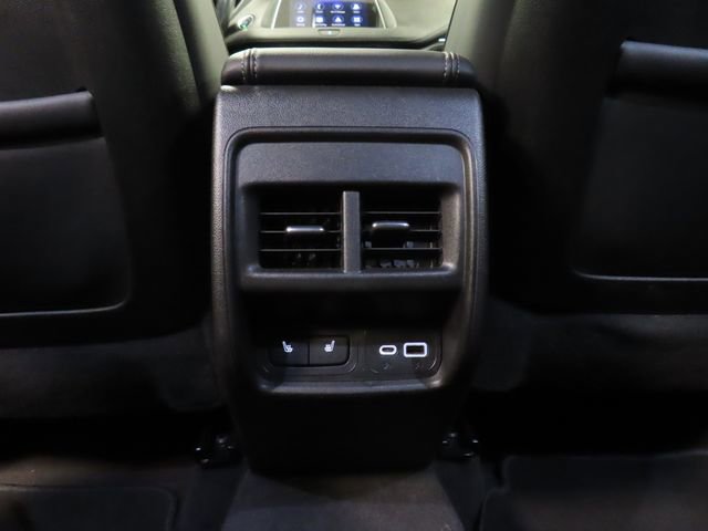 Used 2022 Cadillac XT4 Luxury w/ Cold Weather Package image 29