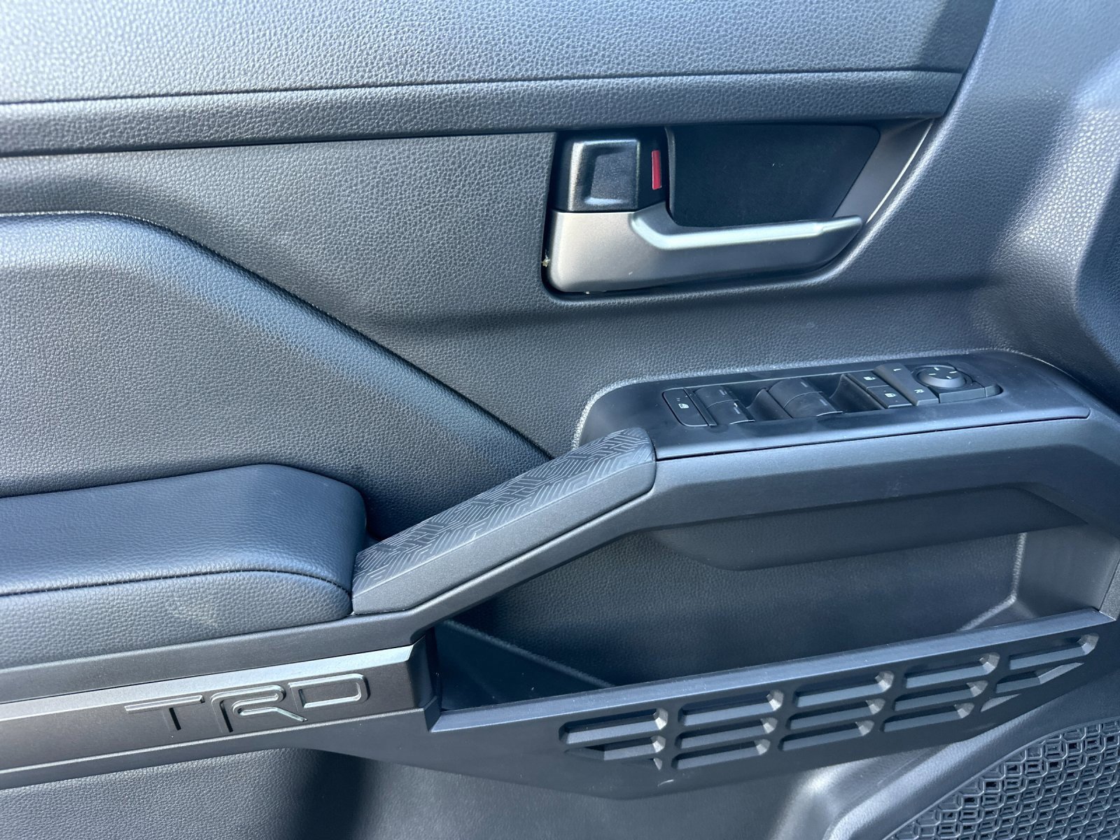 New 2025 Toyota Tacoma TRD Sport image 10