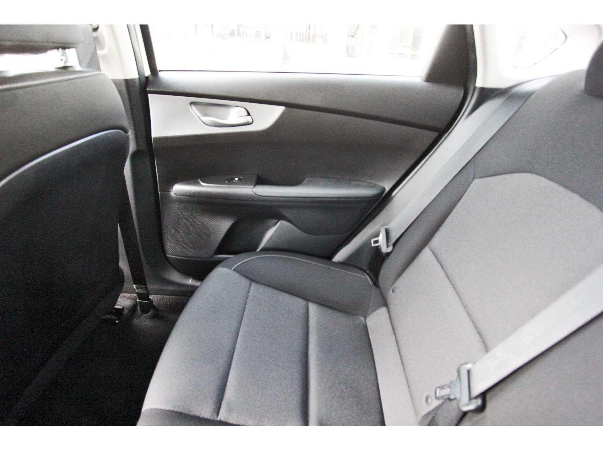Certified 2023 Kia Forte LXS w/ LXS Technology Package FWD image 15