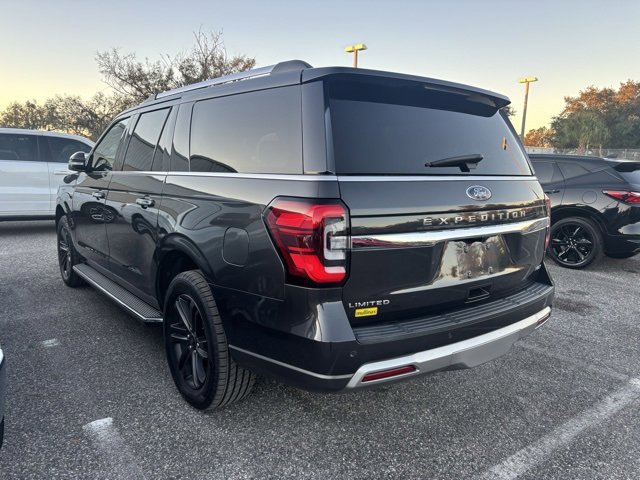 Used 2022 Ford Expedition Max Limited image 4