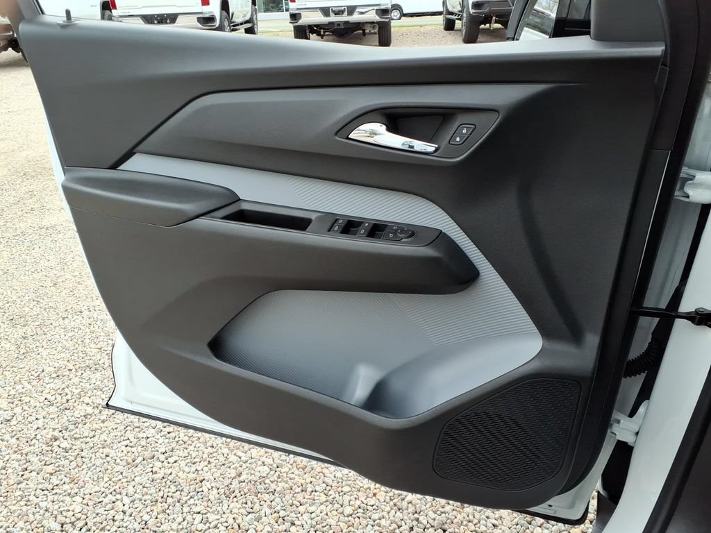 New 2027 Chevrolet Bolt RS FWD image 28
