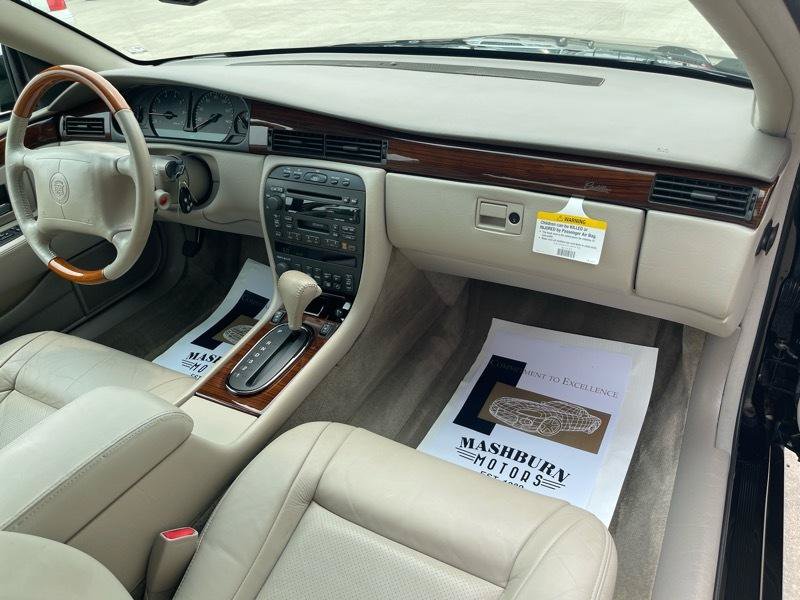 Used 2001 Cadillac Eldorado Touring FWD image 38