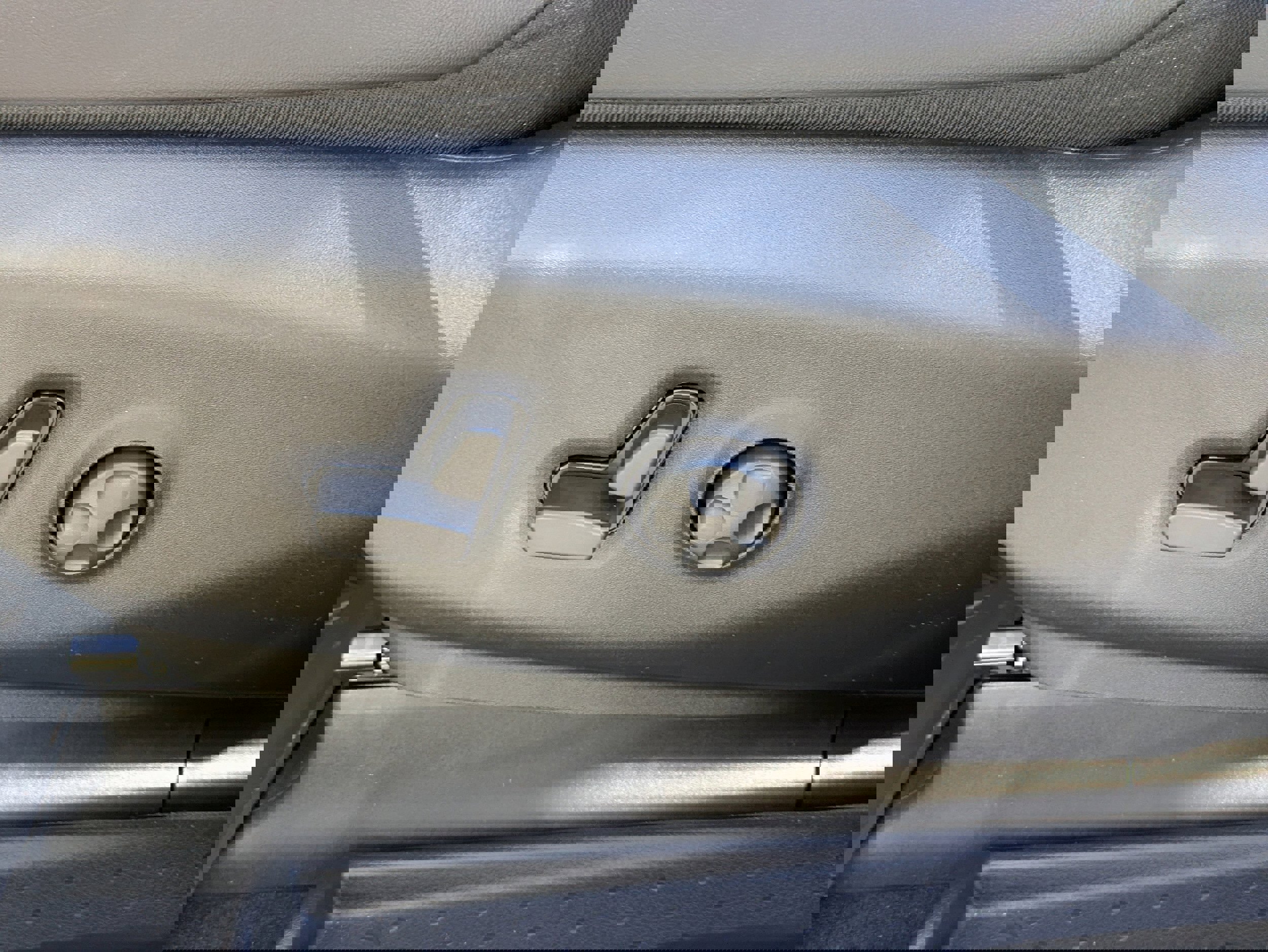 New 2026 Chrysler Voyager LX image 22