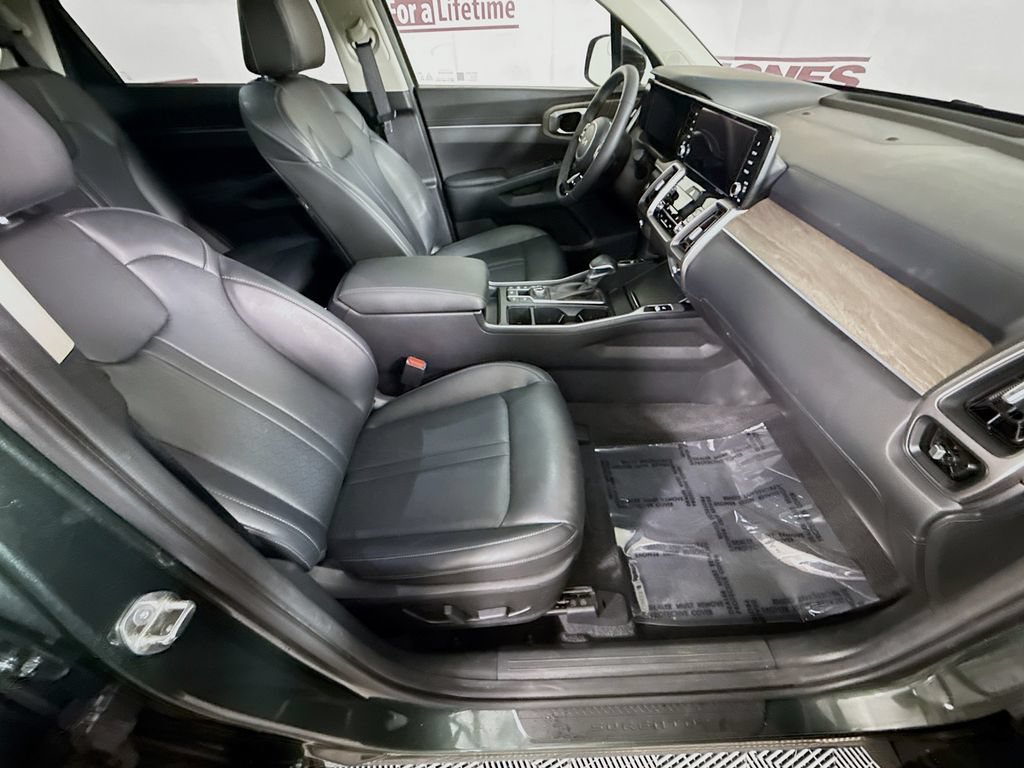 Used 2023 Kia Sorento X-Line EX AWD/4WD image 33