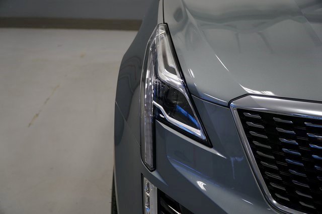 Certified 2023 Cadillac XT5 Premium Luxury image 9