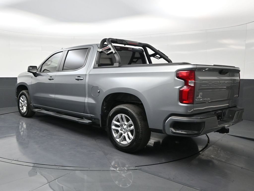 Used 2025 Chevrolet Silverado 1500 RST image 3