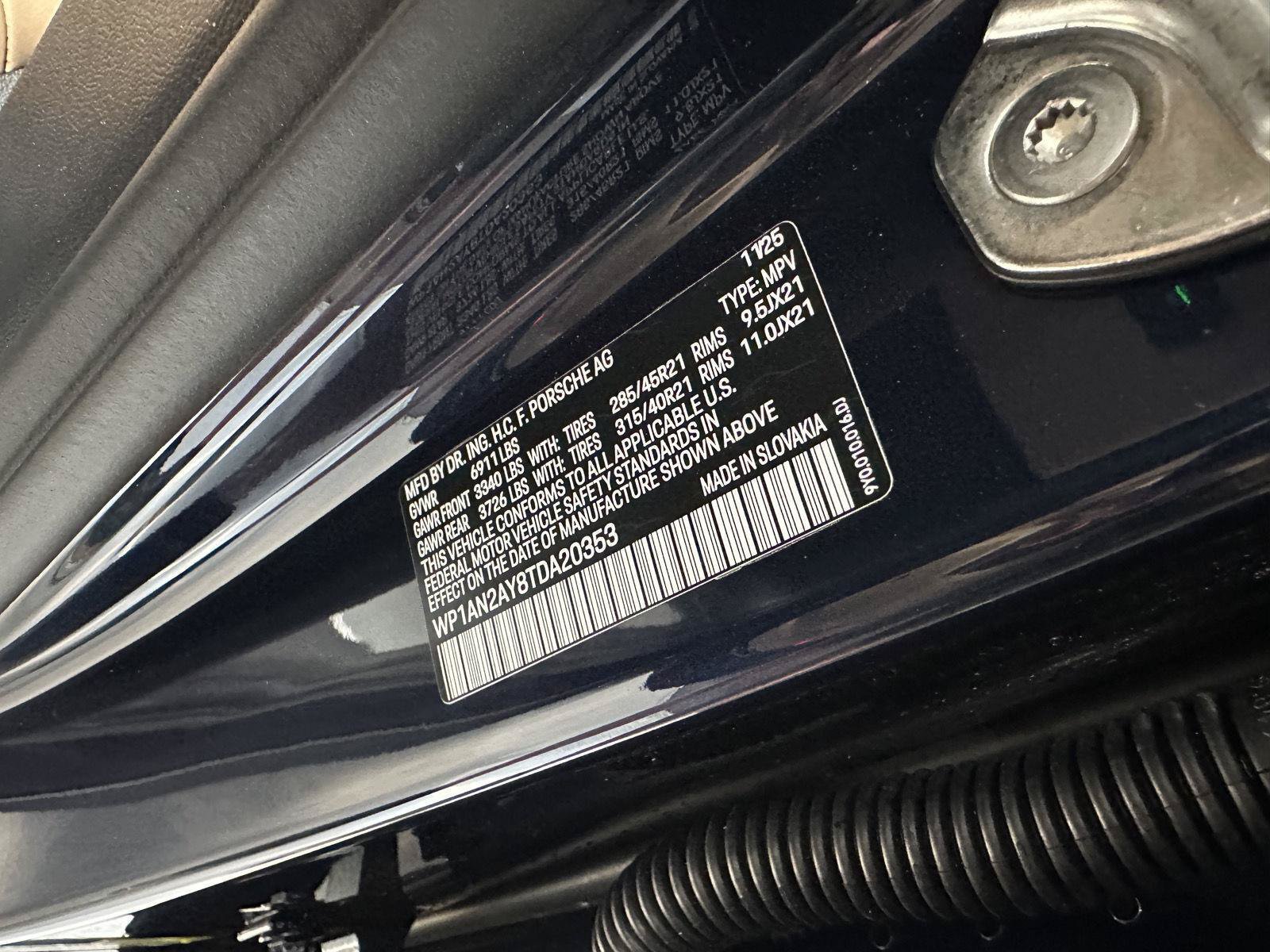 Used 2026 Porsche Cayenne S AWD/4WD image 17