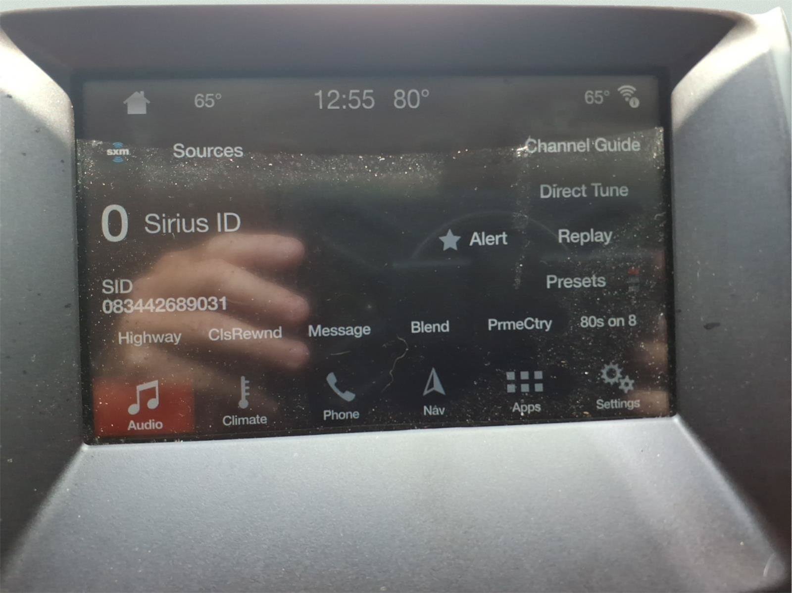 Used 2019 Ford Edge Titanium w/ Equipment Group 301A FWD image 22