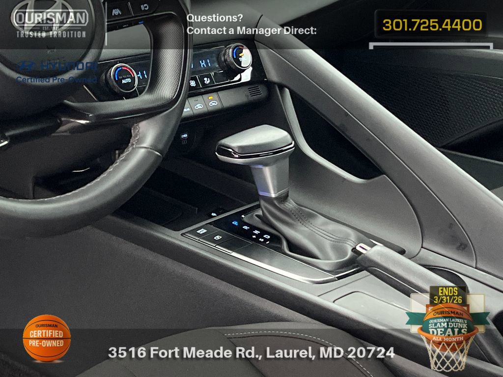 Used 2025 Hyundai Elantra Sport image 14