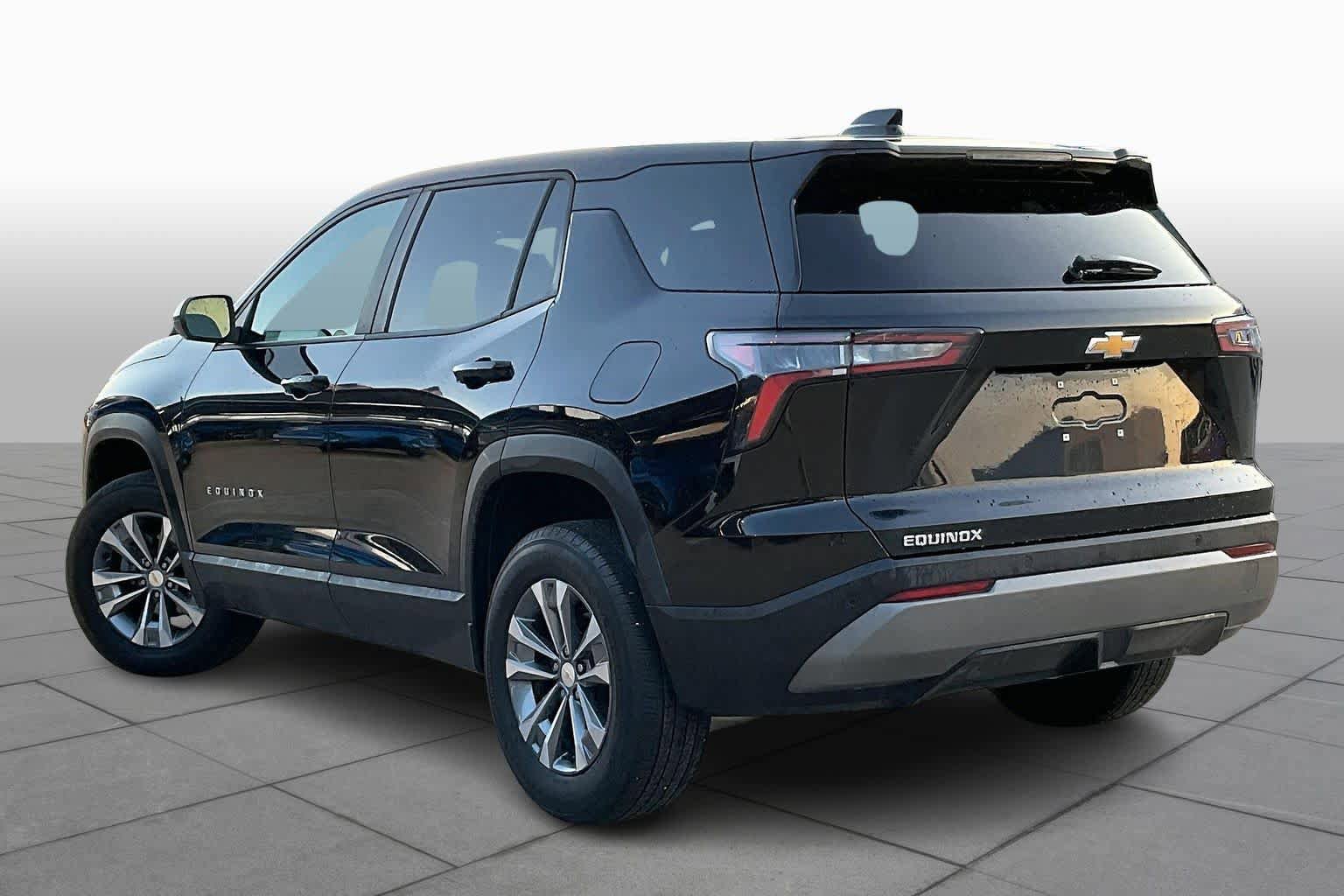 Certified 2025 Chevrolet Equinox LT image 13