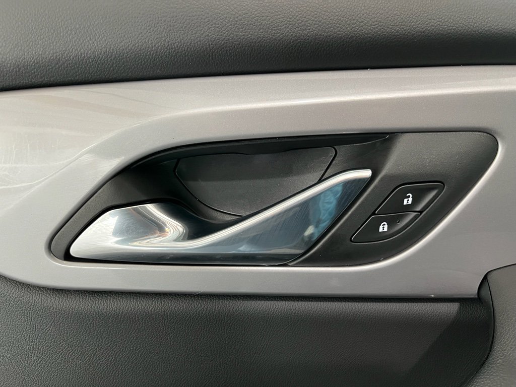 Used 2024 Chevrolet Blazer LT w/ Convenience Package image 30