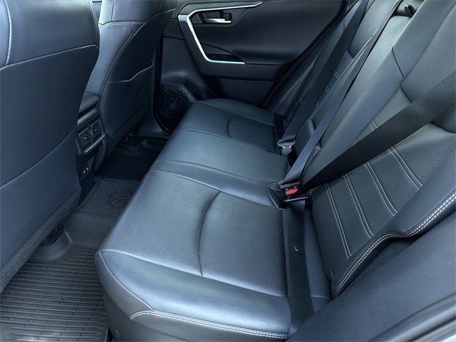 Used 2020 Toyota RAV4 Limited image 20