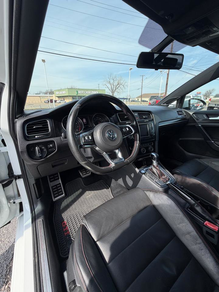 Used 2016 Volkswagen GTI SE w/ Lighting Package (SEL) image 9