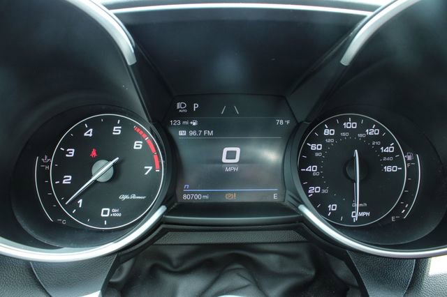 Used 2022 Alfa Romeo Giulia Veloce AWD/4WD image 27